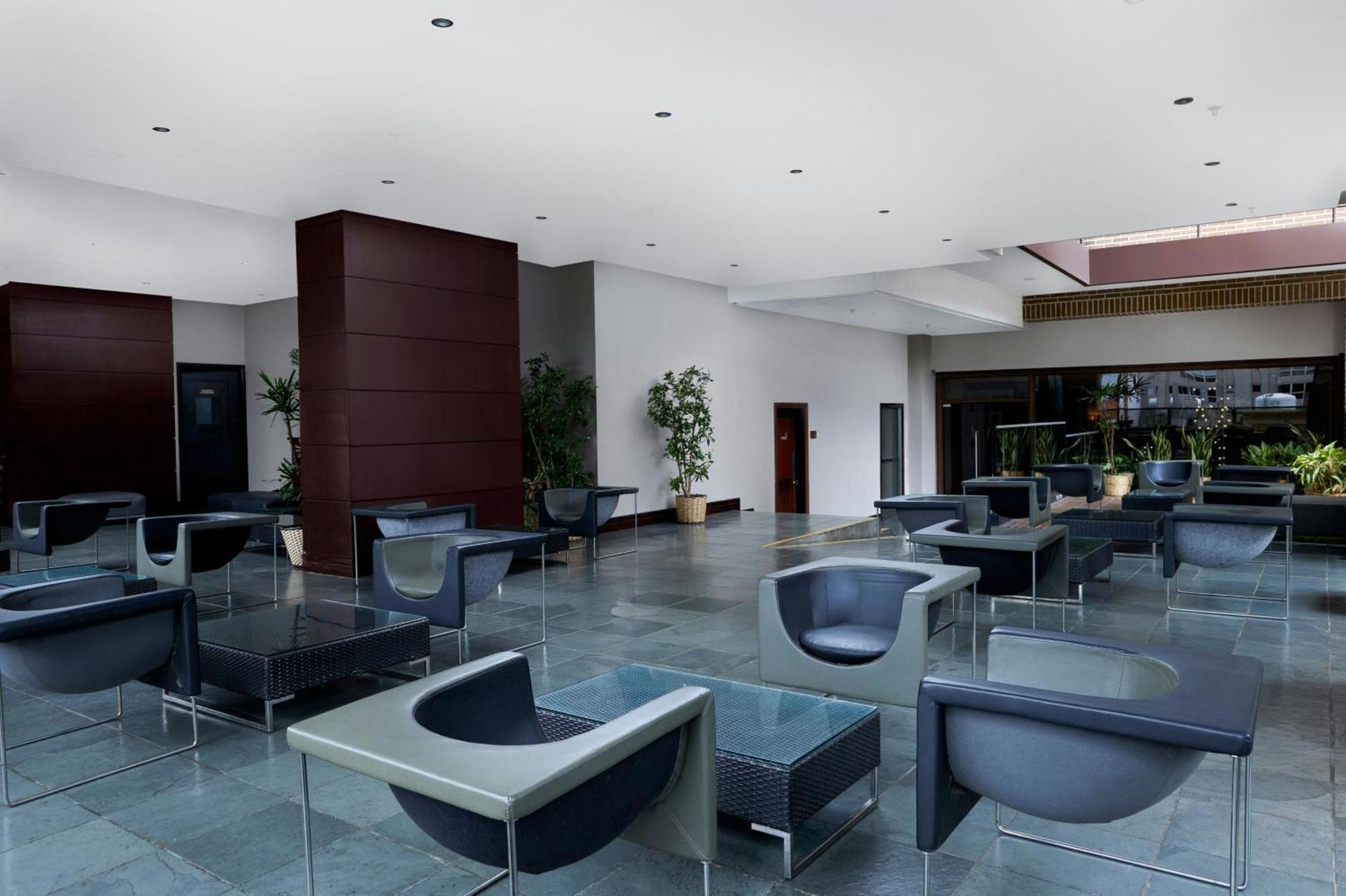 Renaissance Caracas La Castellana Hotel Bagian luar foto