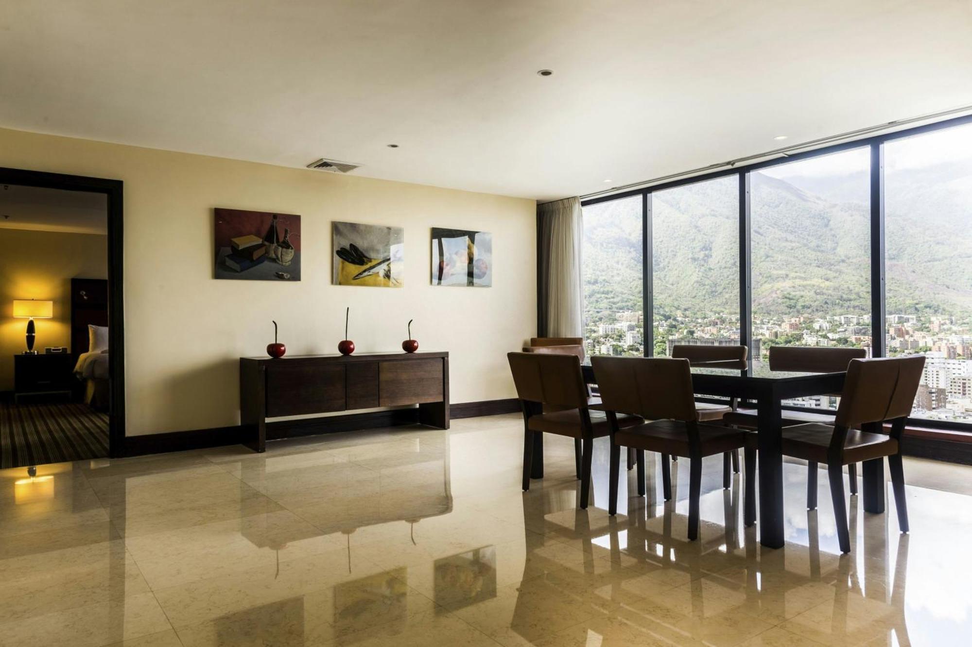 Renaissance Caracas La Castellana Hotel Bagian luar foto