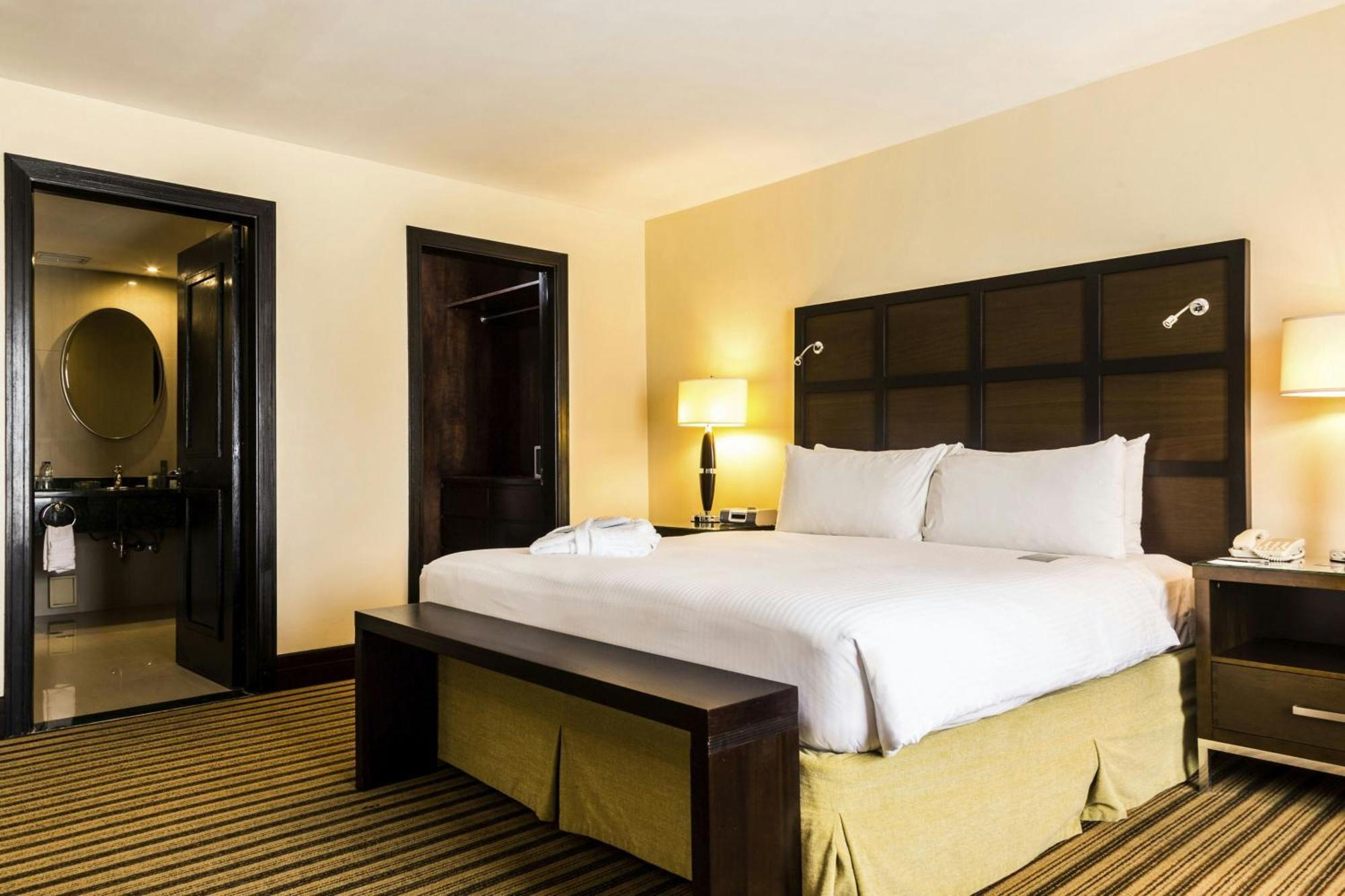 Renaissance Caracas La Castellana Hotel Bagian luar foto